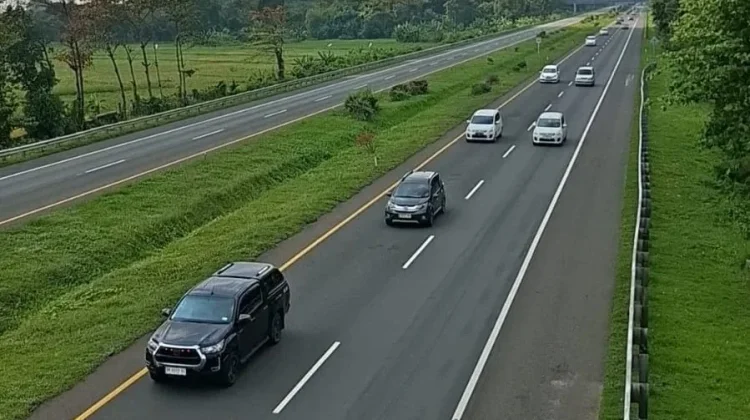 Arus Balik H+7 Tol Palikanci KM 200 Terpantau Ramai Lancar, One Way Masih Berlaku