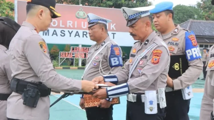 Kapolres Indramayu Apresiasi Polisi Berprestasi