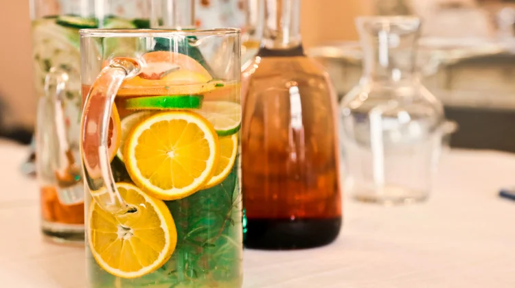 Cara Mudah Membuat Infused Water Segar di Rumah