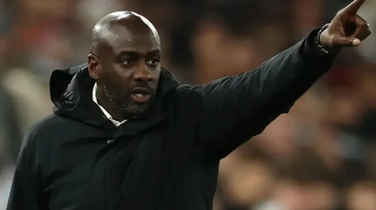 Ghana Pecat Otto Addo Menjelang Piala Dunia