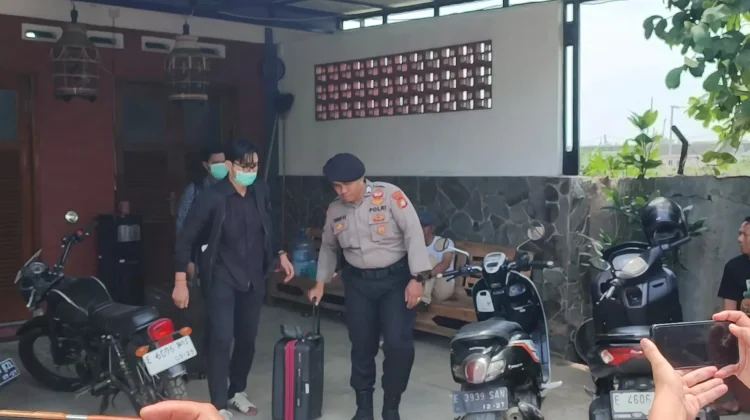 Setelah Bandung, KPK Kini Geledah  Rumah Ono Surono di Indramayu