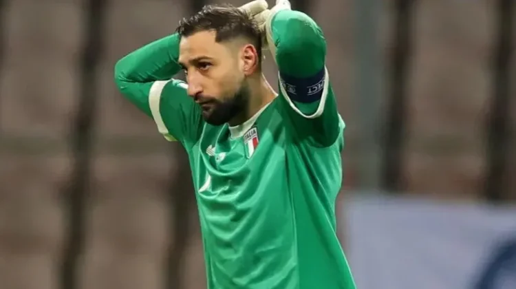 Italia Gagal Lolos Piala Dunia 2026, Donnarumma Menangis