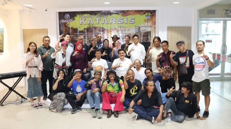 Pameran Katarsis Satukan Kreativitas Seniman dalam Kolaborasi Nasional