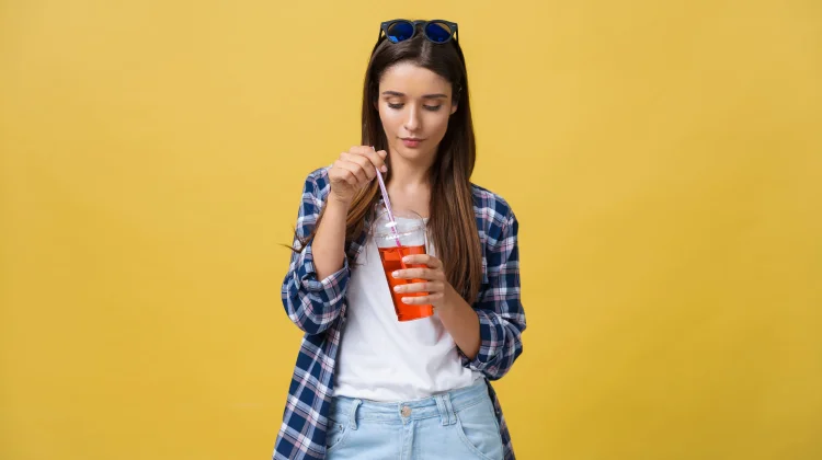 Brain Freeze: Penyebab Nyeri Kepala saat Minum Es