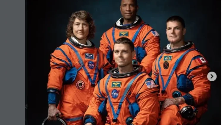 Empat Astronaut NASA Pecahkan Rekor Mengelilingi Bulan