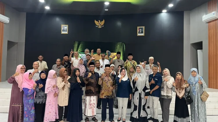 Pensiunan RRI Cirebon Gelar Halal Bihalal