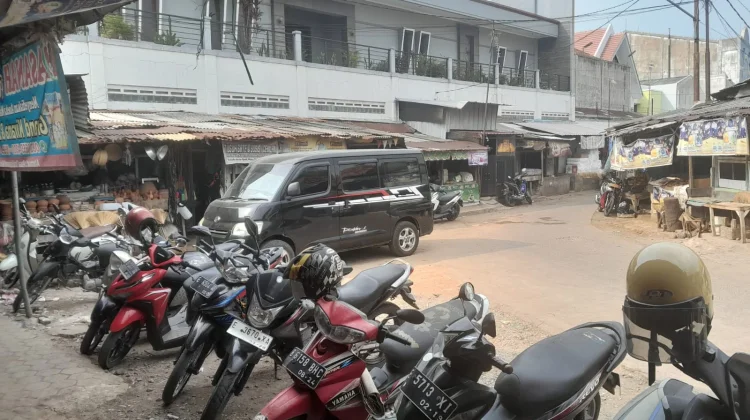 Ratusan Kios Tak Aktif di Pasar Kadipaten Majalengka Terancam Penertiban