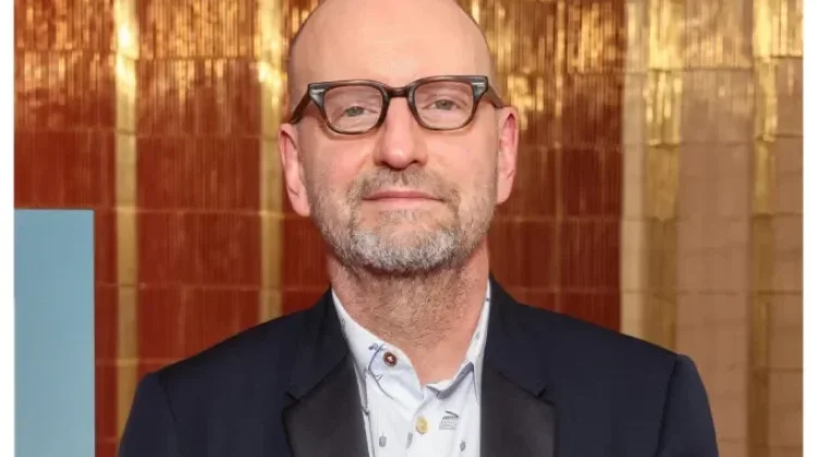 Eksperimen AI Steven Soderbergh dalam Dokumenter John Lennon