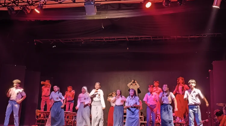 Geliat MBG di Raksawacana, Kritik Pendidikan Mengalir lewat Teater