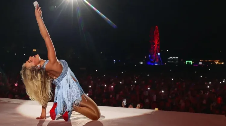 Sabrina Carpenter Pukau Coachella 2026 dengan Set Up Ambisius