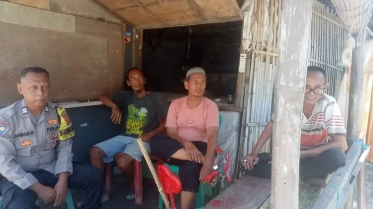 Sambangi Kelurahan Argasunya, Polisi Ajak Warga Kedungmendeng Jaga Kebersihan