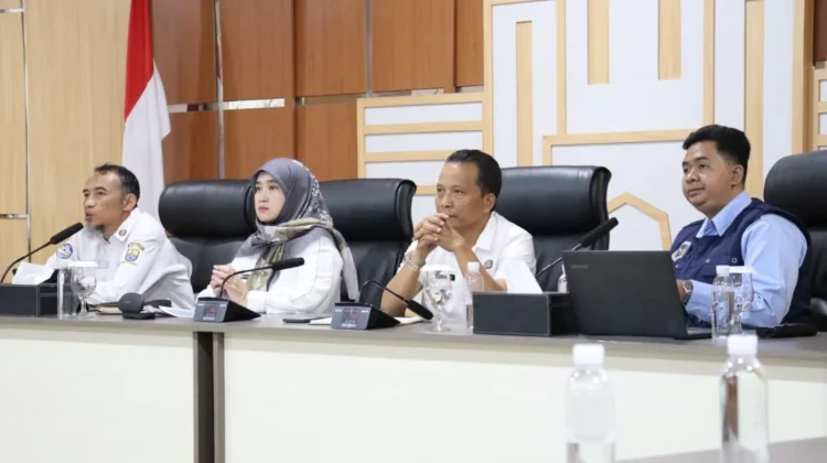 771 Personel Kawal Distribusi Makanan Bergizi Gratis di Cirebon