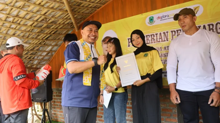 Pemkab Kuningan Beri Penghargaan Atlet Peraih Medali POPDA Jabar