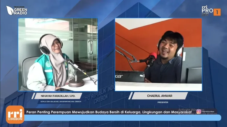 Perempuan Wujudkan Budaya Bersih di Sekolah dan Lingkungan