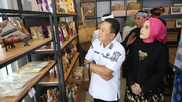 Bupati Kuningan Dorong UMKM Perempuan Naik Kelas