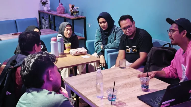 Mengenal Istilah "Combud" dalam Skena Stand Up Comedy