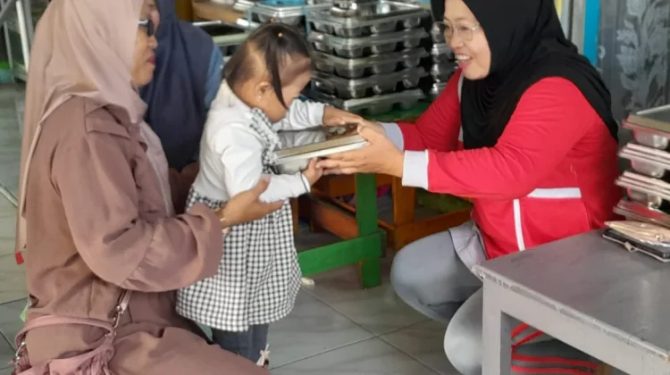 Makan Bergizi Gratis di Ciwaringin Capai Target Distribusi Hampir 100 Persen
