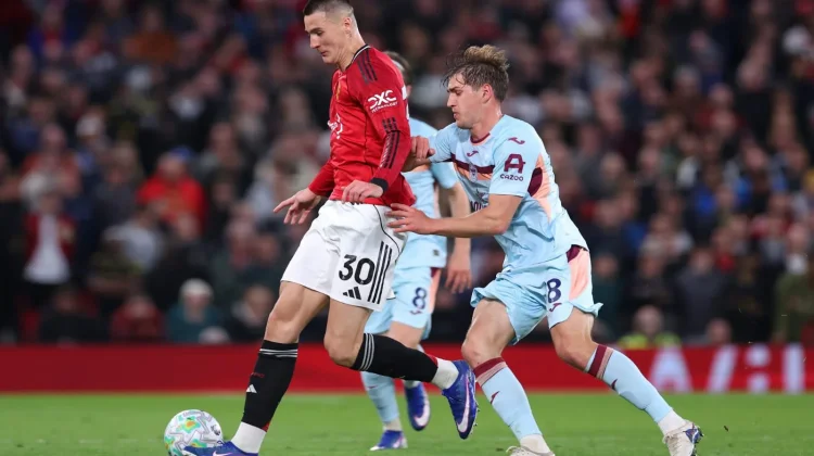 Menang Tipis, MU Perbesar Peluang ke Liga Champions