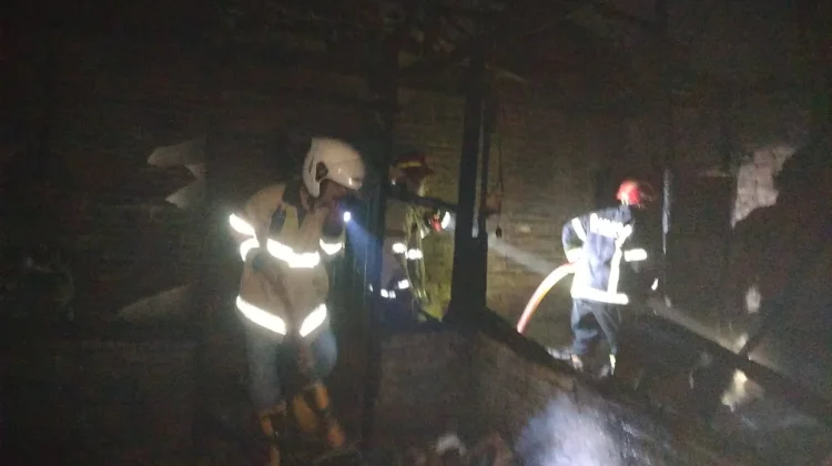 Rumah di Bulak Indramayu Terbakar, Diduga akibat Konsleting