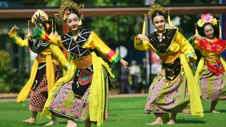 Tari Bukan Sekadar Pertunjukan, tapi Identitas Budaya yang Hidup