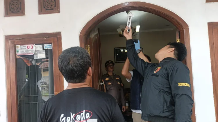 Pencurian Siang Hari di Majalengka, Perhiasan Emas Raib
