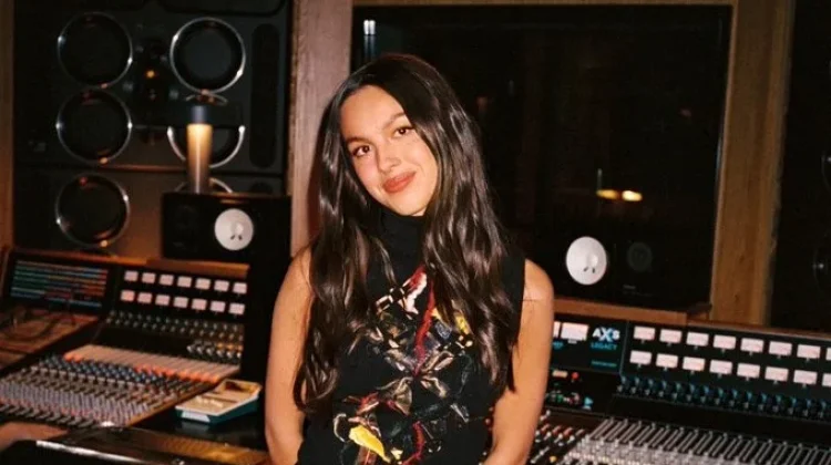 Ambisi Olivia Rodrigo dalam The Unraveled Tour
