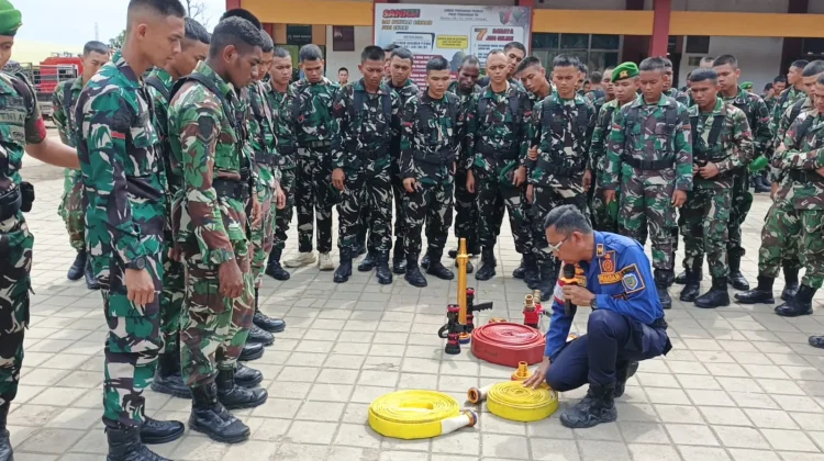 Pelatihan Damkar Indramayu Bersama TNI Tingkatkan Kesiapsiagaan
