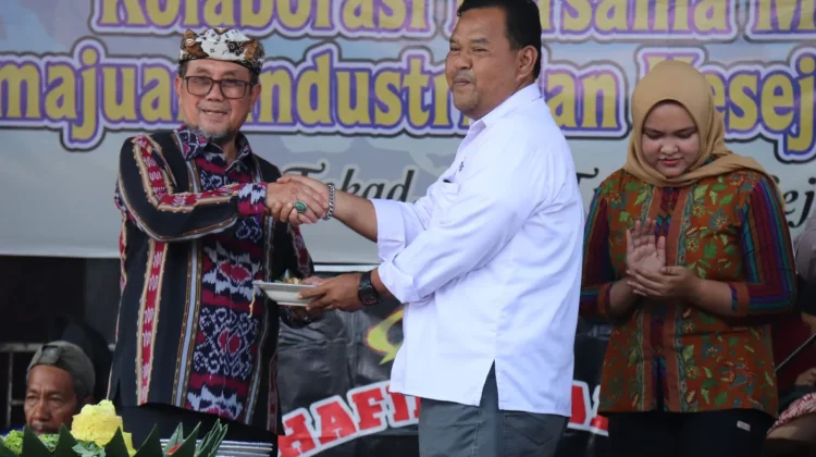 Pemkab Cirebon Dorong Hubungan Industrial Adil dan Berimbang