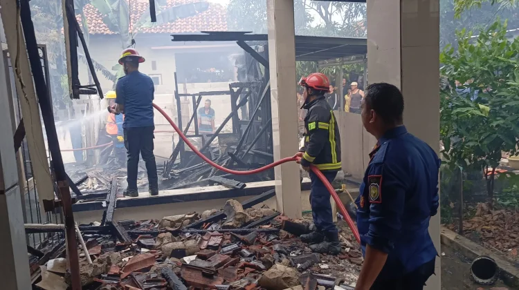 Dua Rumah di Lajer Indramayu Terbakar, Kerugian Rp400 Juta