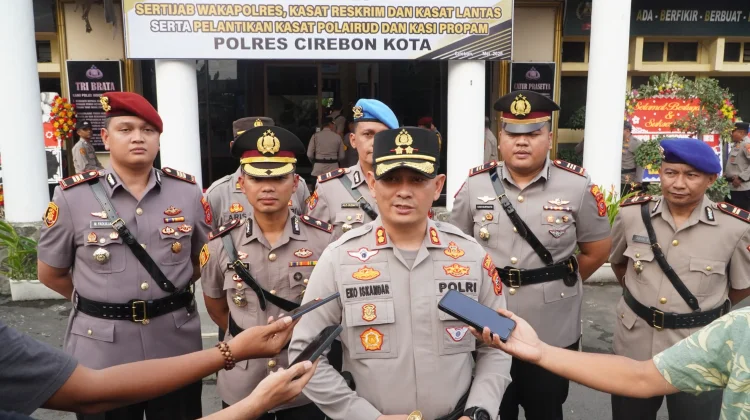 Polres Cirebon Kota Gelar Sertijab Sejumlah Pejabat Utama