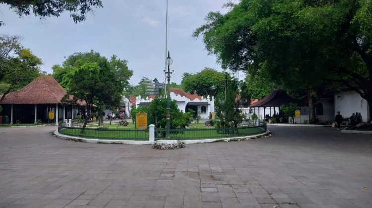 Keraton Kasepuhan Cirebon Butuh Kolaborasi dalam Penataan Kawasan Wisata