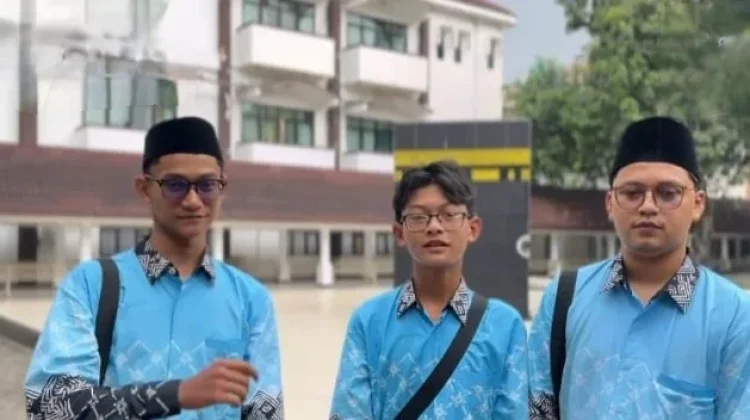 Tiga Bersaudara Asal Bekasi Berangkat Haji di Usia Muda, Jadi Inspirasi Milenial