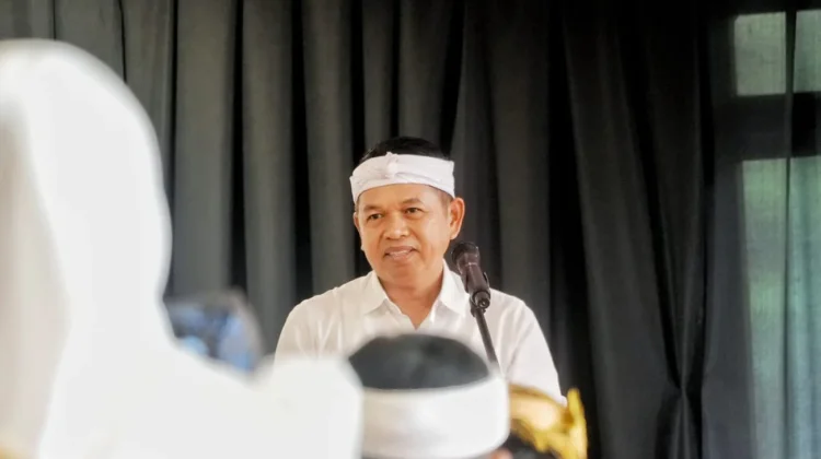 Ubah Cara Pandang, KDM Dorong Kajian Akademik Prasasti Batu Tulis dan Mahkota Bimok