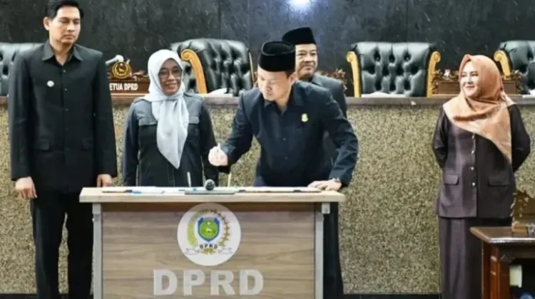 DPRD Indramayu Bahas Penyertaan Modal BPR dan Alih Status RSUD Sentot