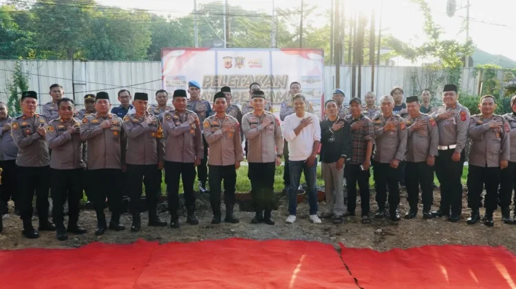 Peletakan Batu Pertama Masjid Adz Dzikra Polres Cirebon Kota