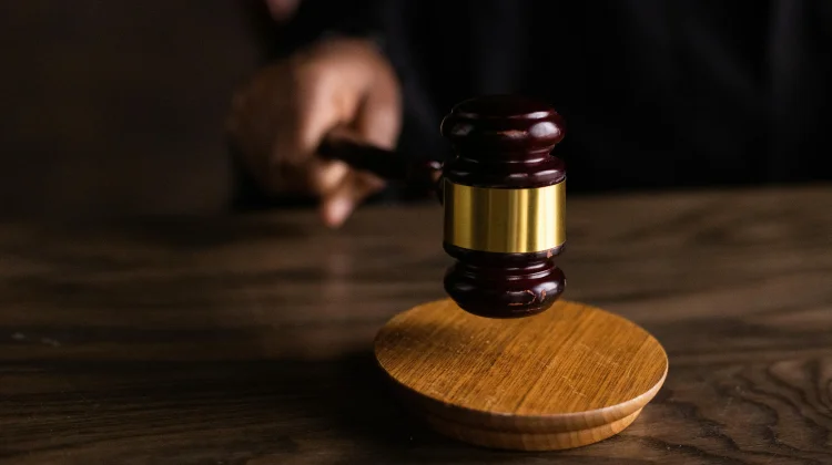 Masyarakat Diminta Waspadai Lembaga Bantuan Hukum Tidak Terakreditasi