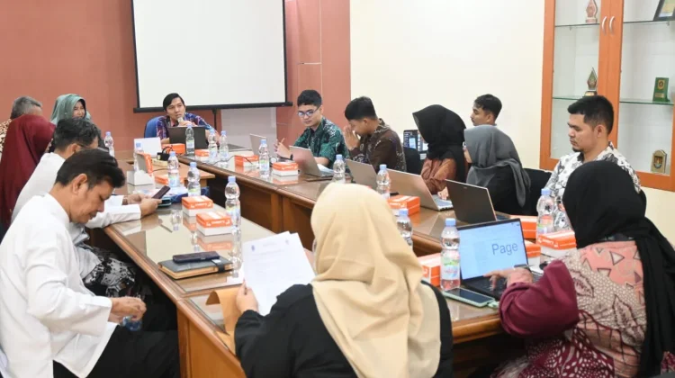 Pemkab Cirebon Perkuat Pembangunan Kependudukan menuju Indonesia Emas 2045