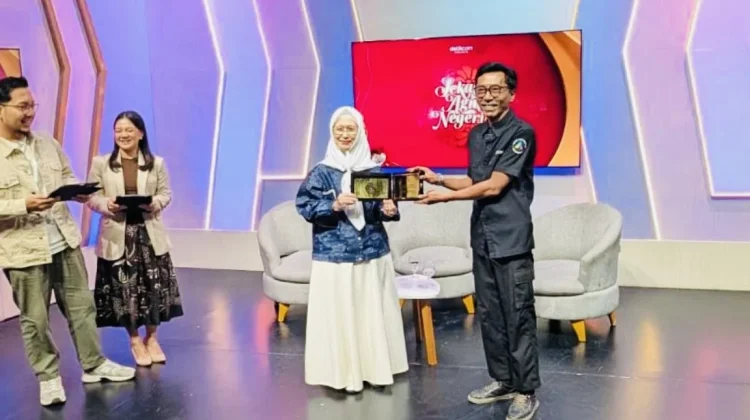 Ratnawati Raih Penghargaan Detik Sekar Agni Negeri