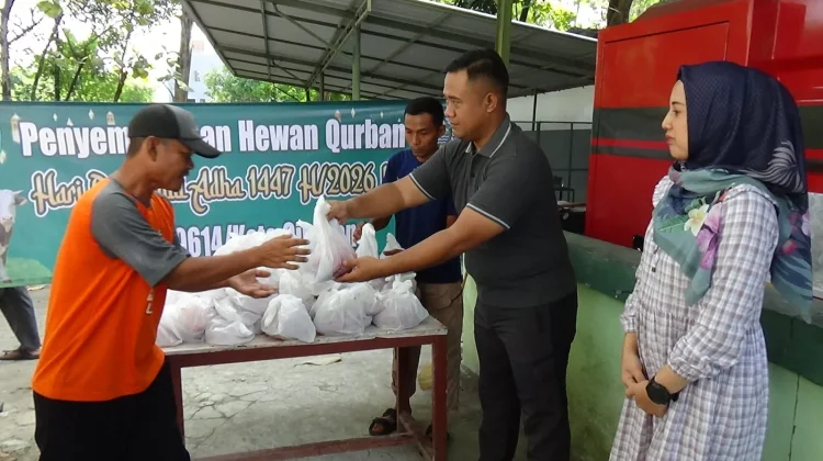 Kodim 0614/Kota Cirebon Salurkan Daging Kurban kepada Masyarakat