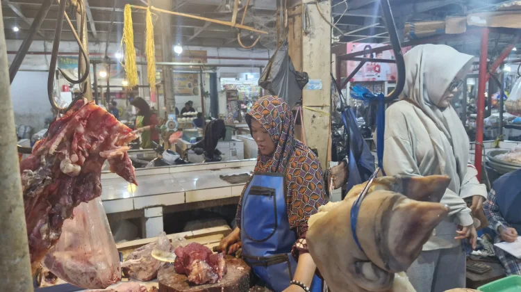 Sempat Naik, Harga Daging Sapi dan Ayam Stabil
