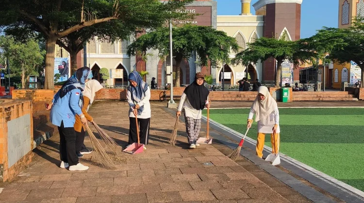 Kemenag Majalengka Dukung GEBER Jumat, Perkuat Gotong Royong & Kepedulian Sosial