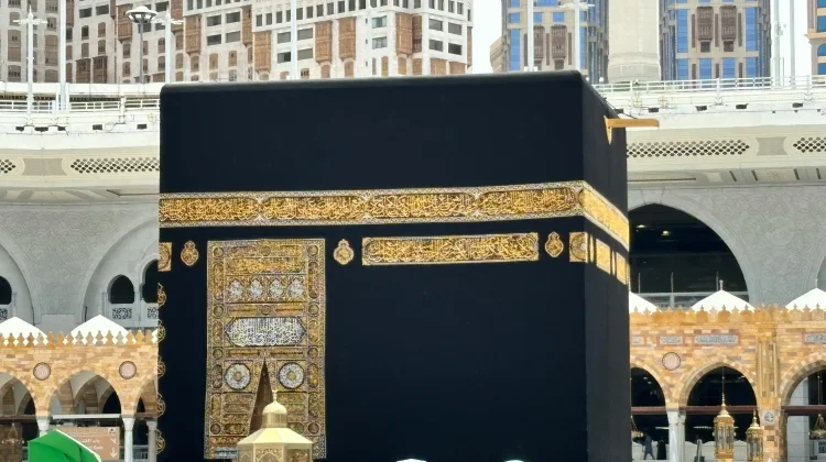 Pemulangan Jemaah Haji Kloter 5 Cirebon Diawali Pemeriksaan Barang Bawaan