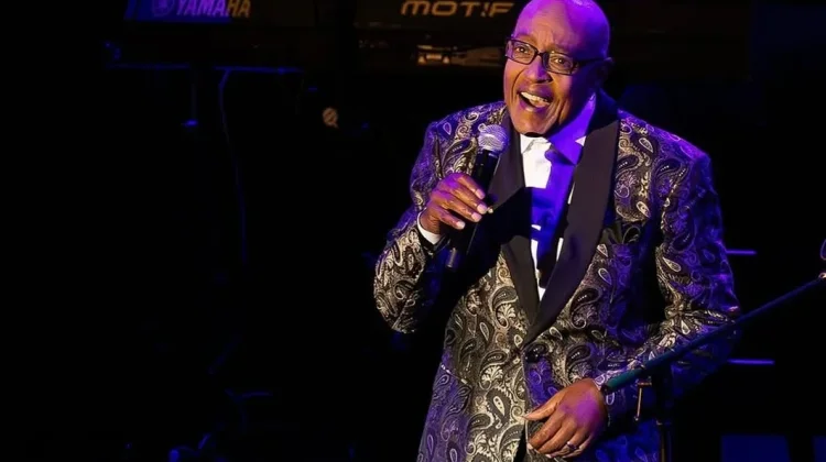 Penyanyi Peabo Bryson Meninggal Dunia pada Usia 75 Tahun