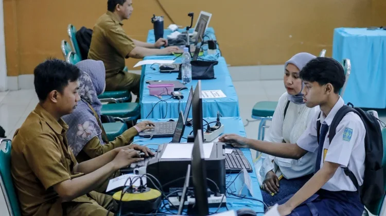 Kepala SMPN 1 Susukan Meminta Orang Tua Tepat Memilih Jalur SPMB