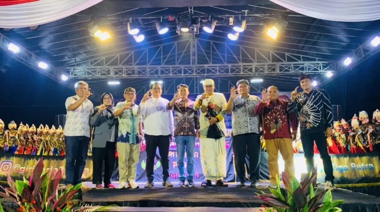 Komdigi RI Gelar Pertunjukan "Ngajaga Jiwa Ngajaga Raga" di Matangaji Cirebon