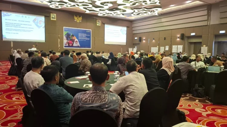 Perubahan Iklim Berdampak pada Pendidikan Anak di Pesisir Cirebon