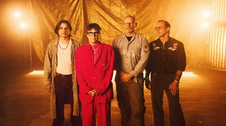 Weezer Gandeng Wednesday dalam Single Baru “We Might as Well Be Strangers”