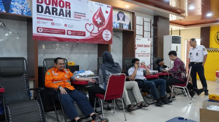 Aksi Donor Darah KAI Daop 3 Cirebon Kumpulkan 88 Kantong untuk PMI