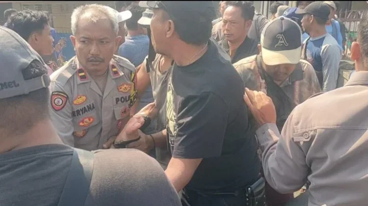 Maling Motor Diamuk Masa di Kedokan Agung Indramayu