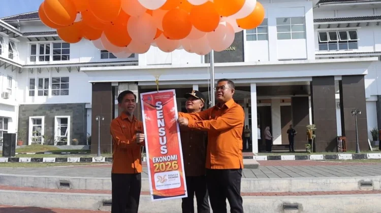 Bupati Kuningan Lepas 1.036 Petugas Sensus Ekonomi